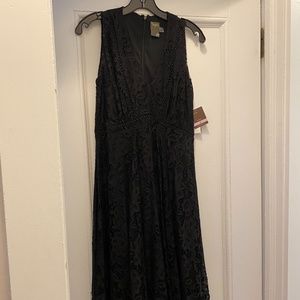 Taylor Black Lace Midi-Length Dress With Tags